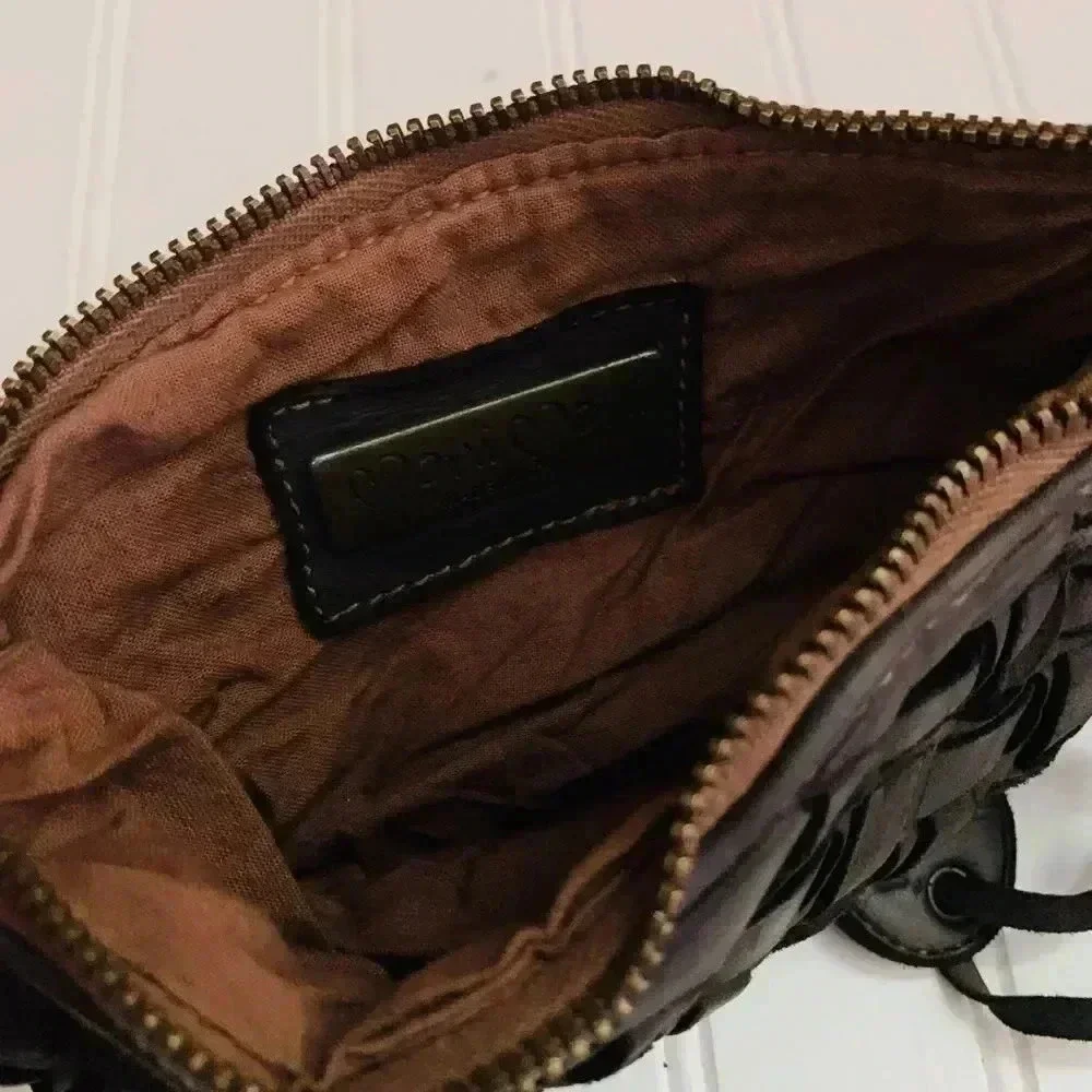 Moni Moni made in Italy wristlet